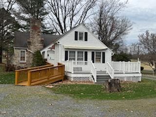536 E Reservoir Road, Woodstock