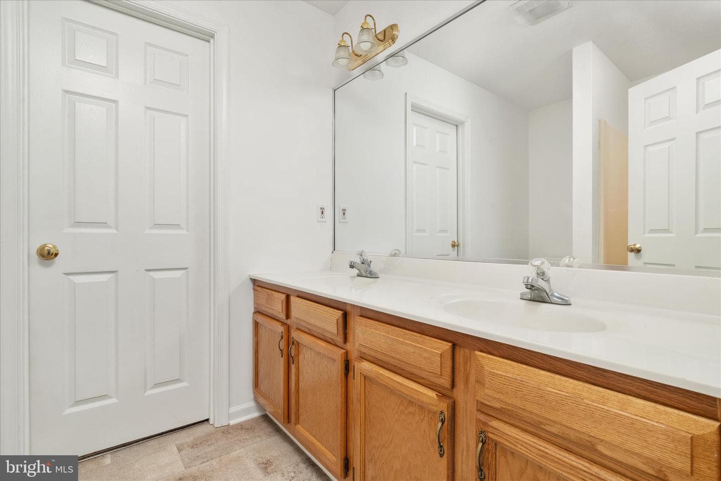 114 Hillview Drive photo 12
