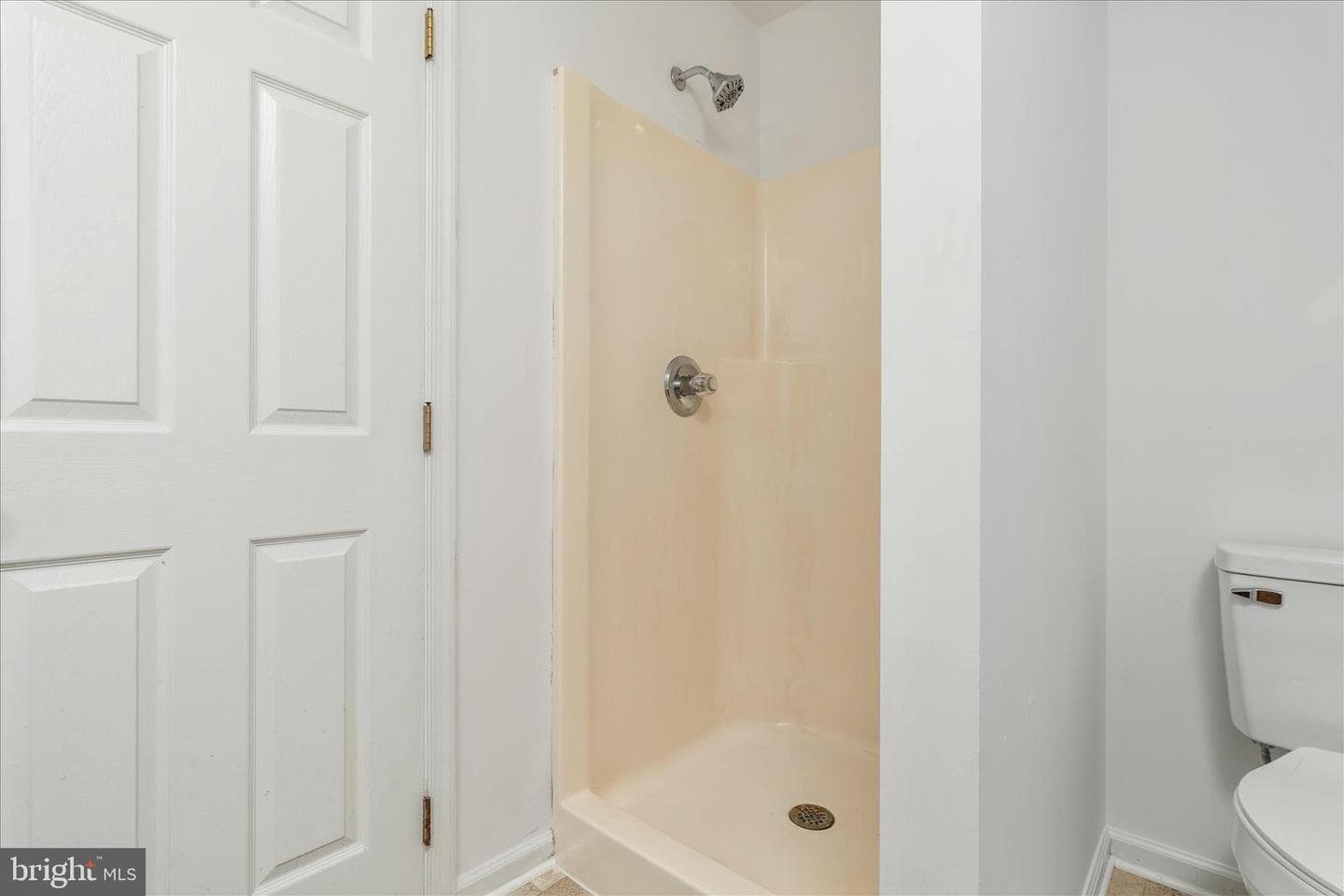 114 Hillview Drive photo 13