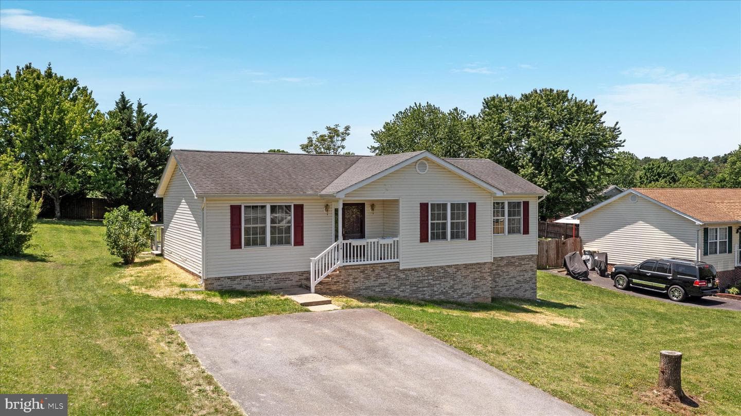114 Hillview Drive, Maurertown