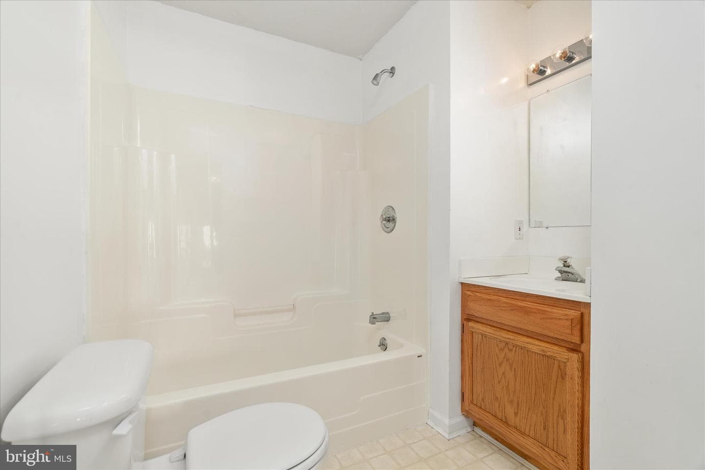 114 Hillview Drive photo 24
