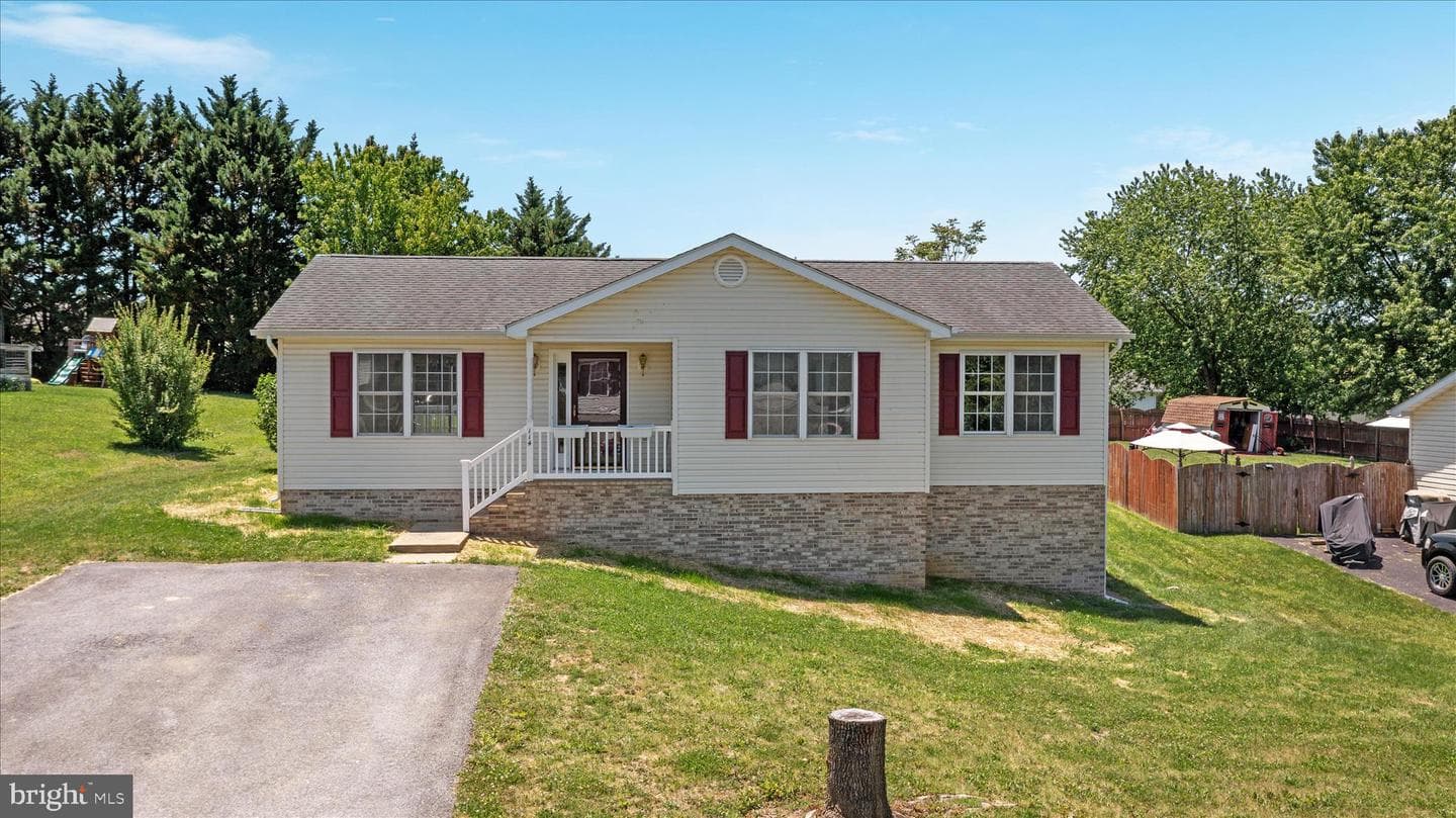 114 Hillview Drive photo 36