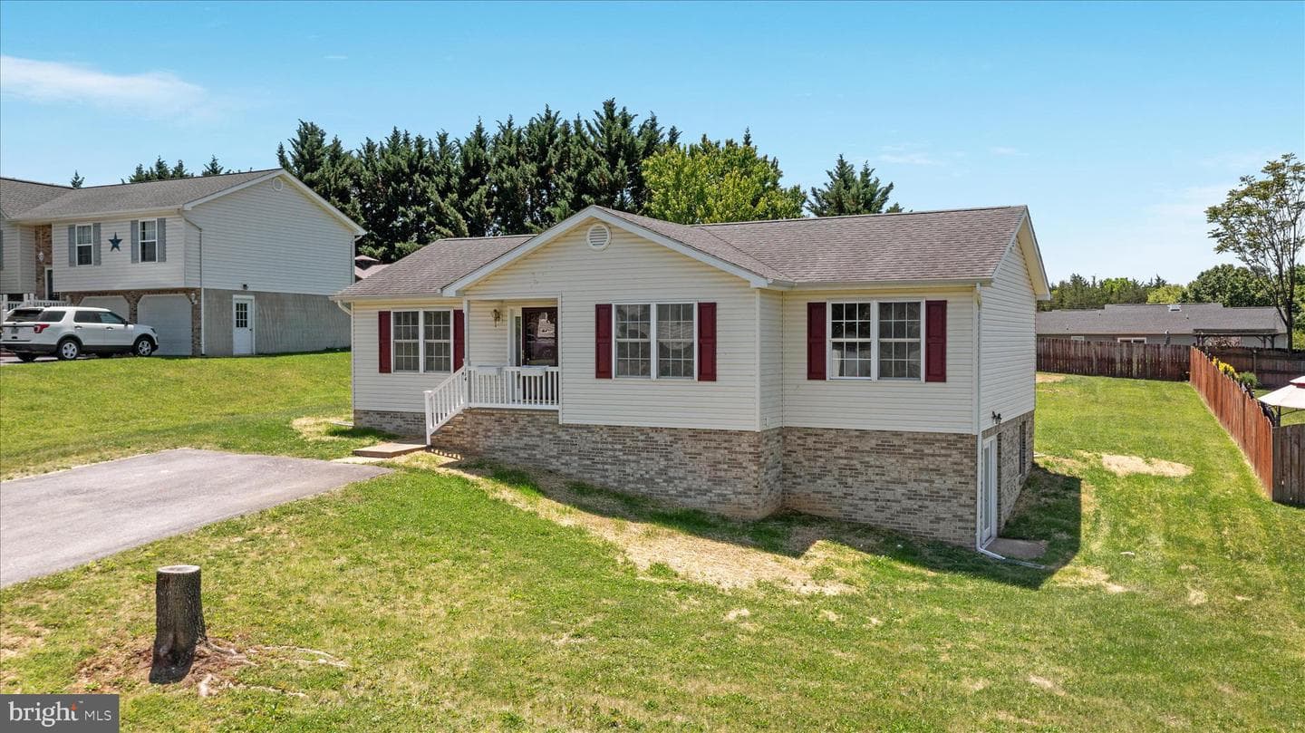 114 Hillview Drive photo 37