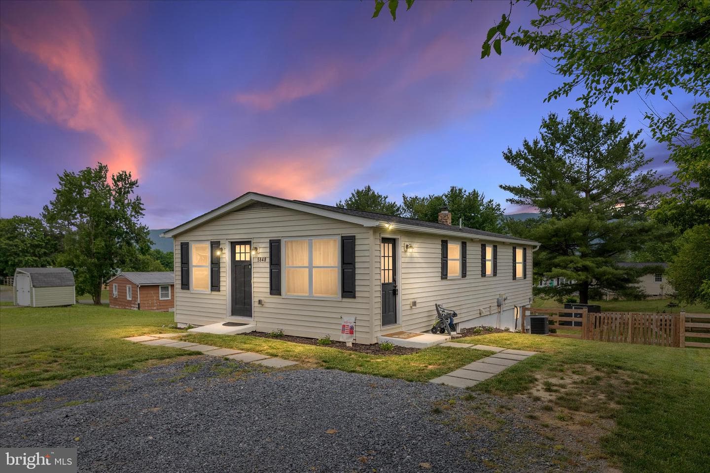 5848 Cardinal Street, Mount Jackson