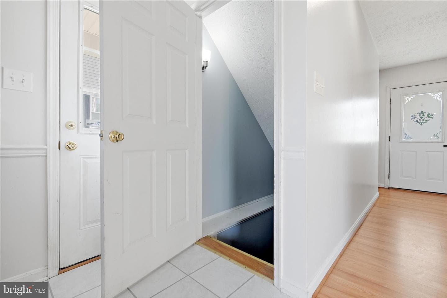 556 Thompson Street photo 36