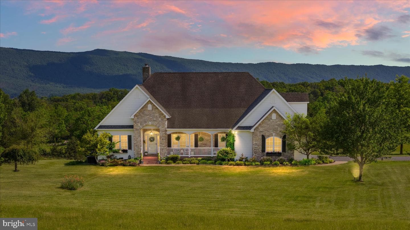 496 Clary Road, Strasburg