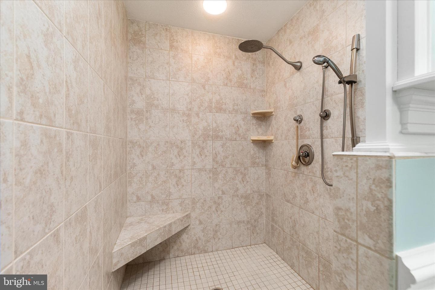 496 Clary Road photo 32