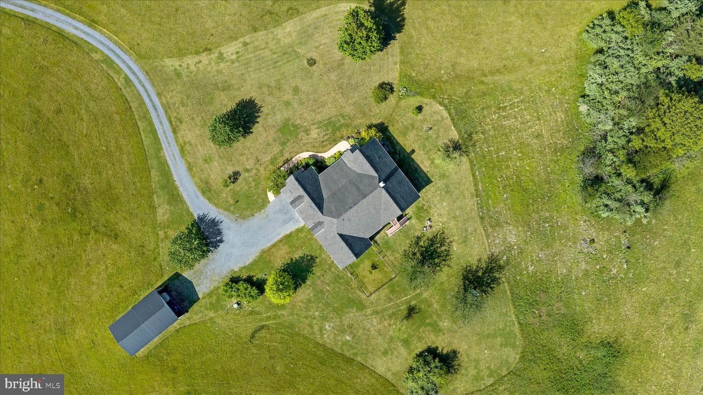 496 Clary Road photo 82