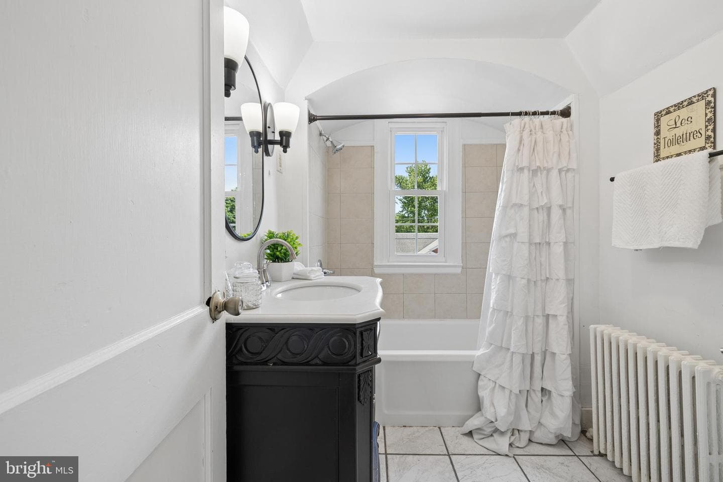 564 Orchard Street photo 26