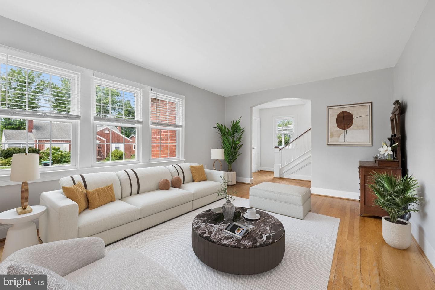 564 Orchard Street photo 6