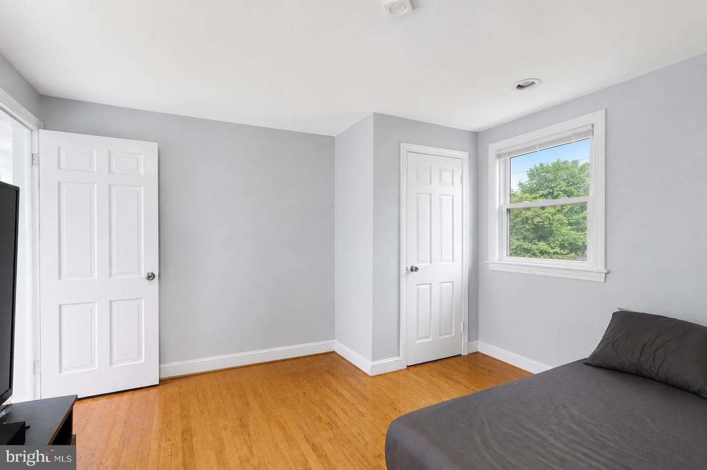 332 N Lee Street photo 23