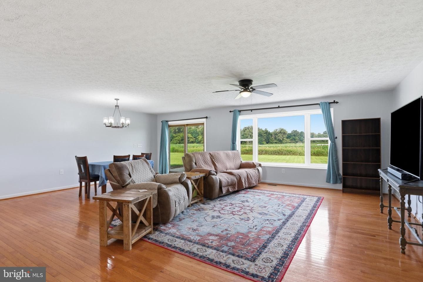 110 Summers Lane photo 14