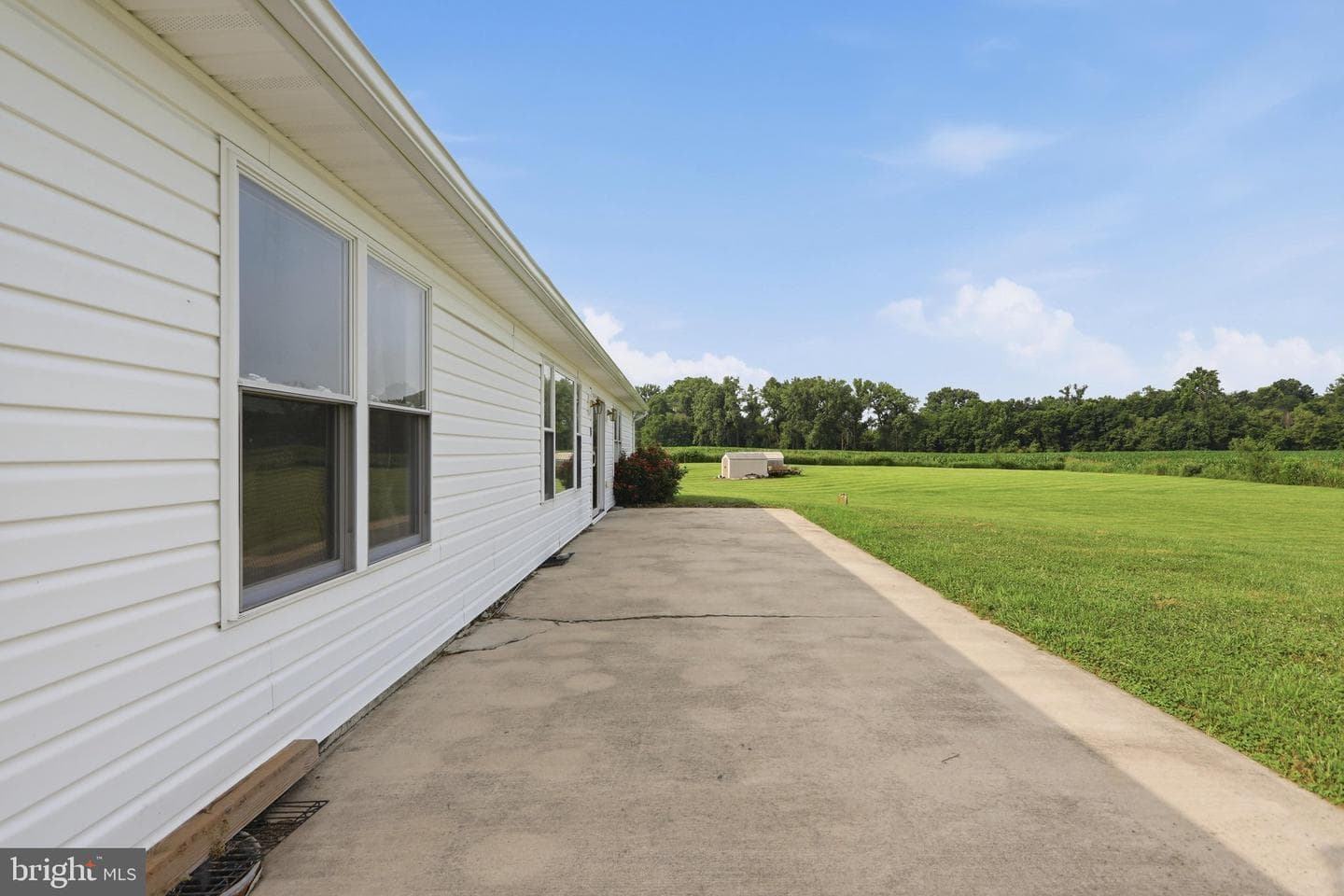 110 Summers Lane photo 39