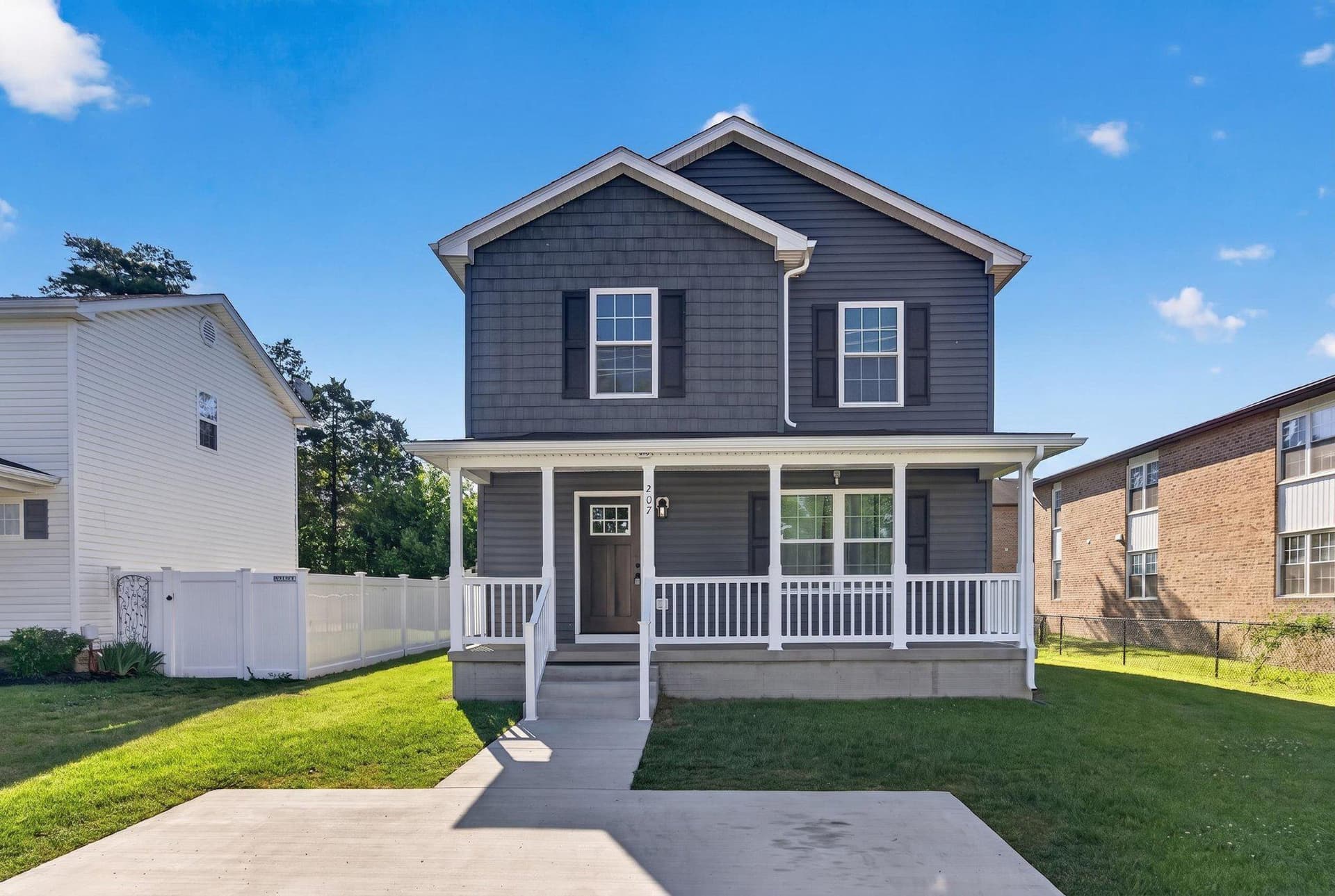 207 S Loudoun Street, Strasburg