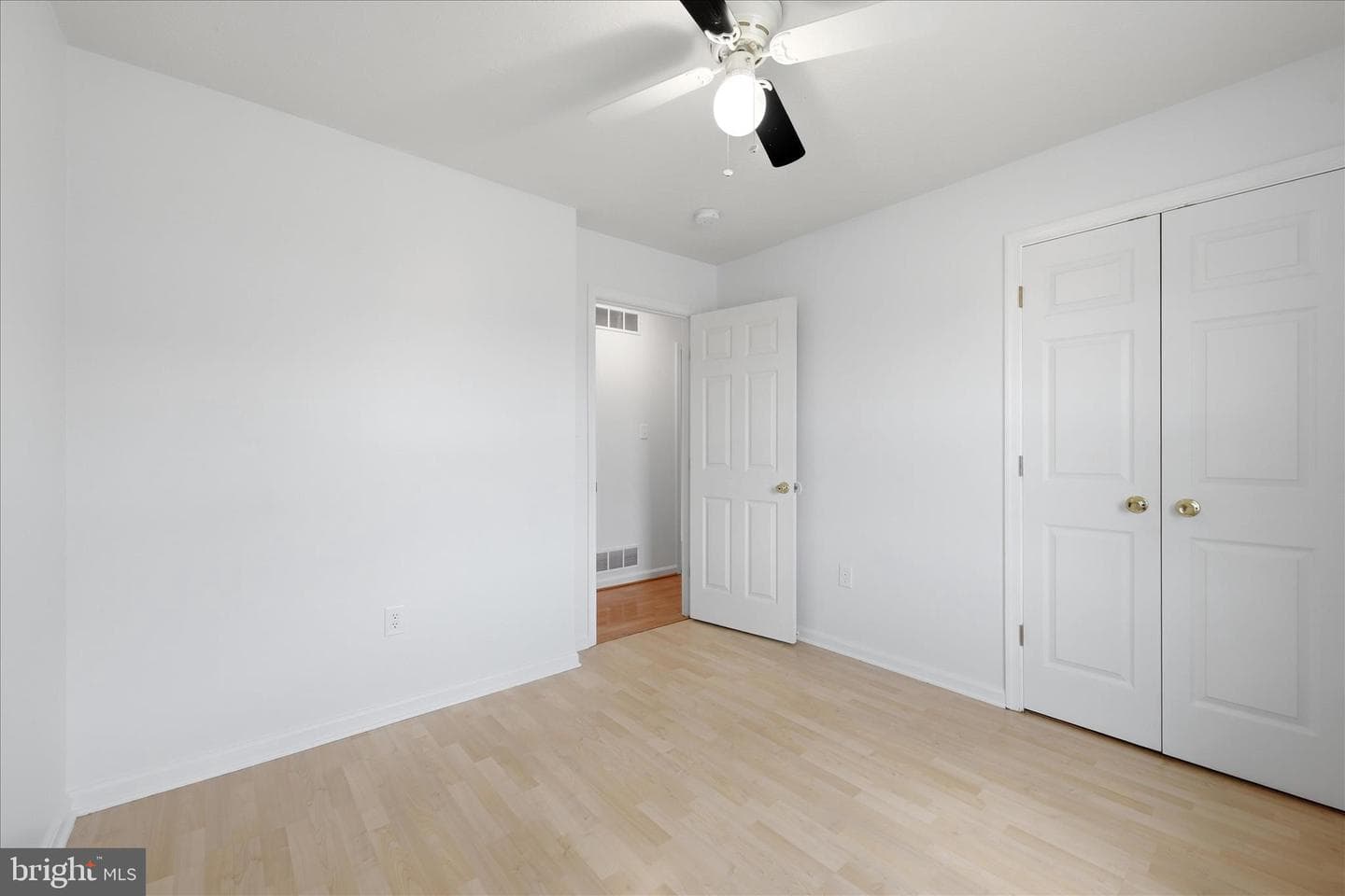 252 Wise Avenue photo 22