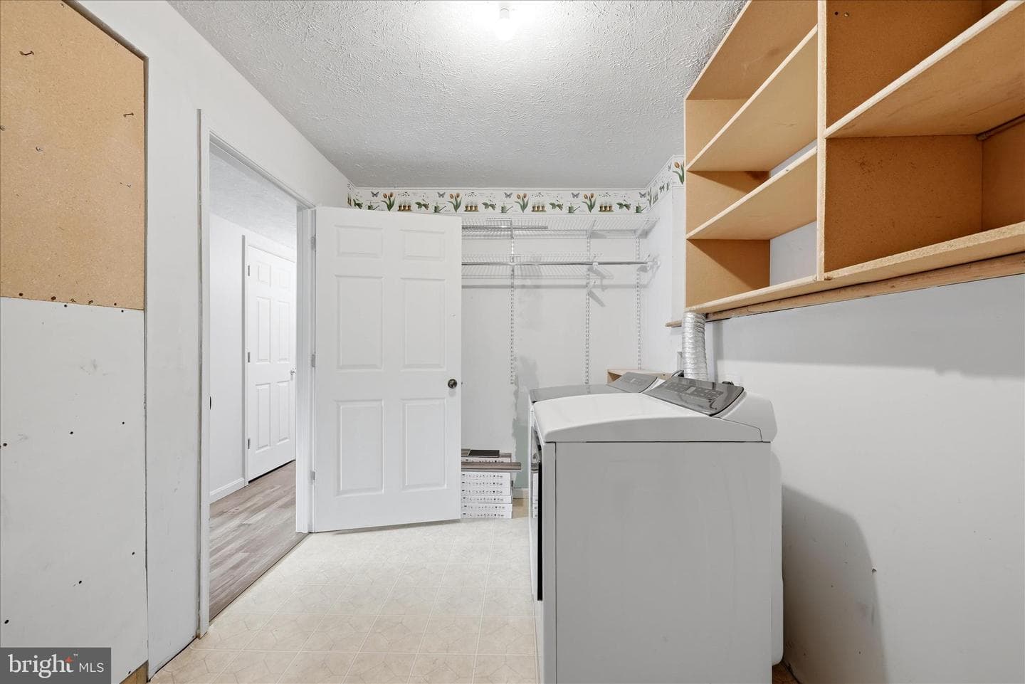 252 Wise Avenue photo 27
