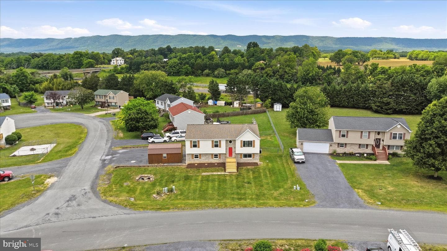 252 Wise Avenue photo 42
