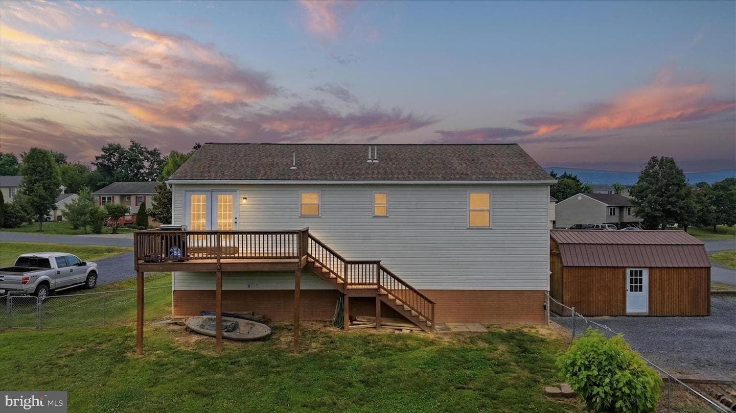 252 Wise Avenue photo 47