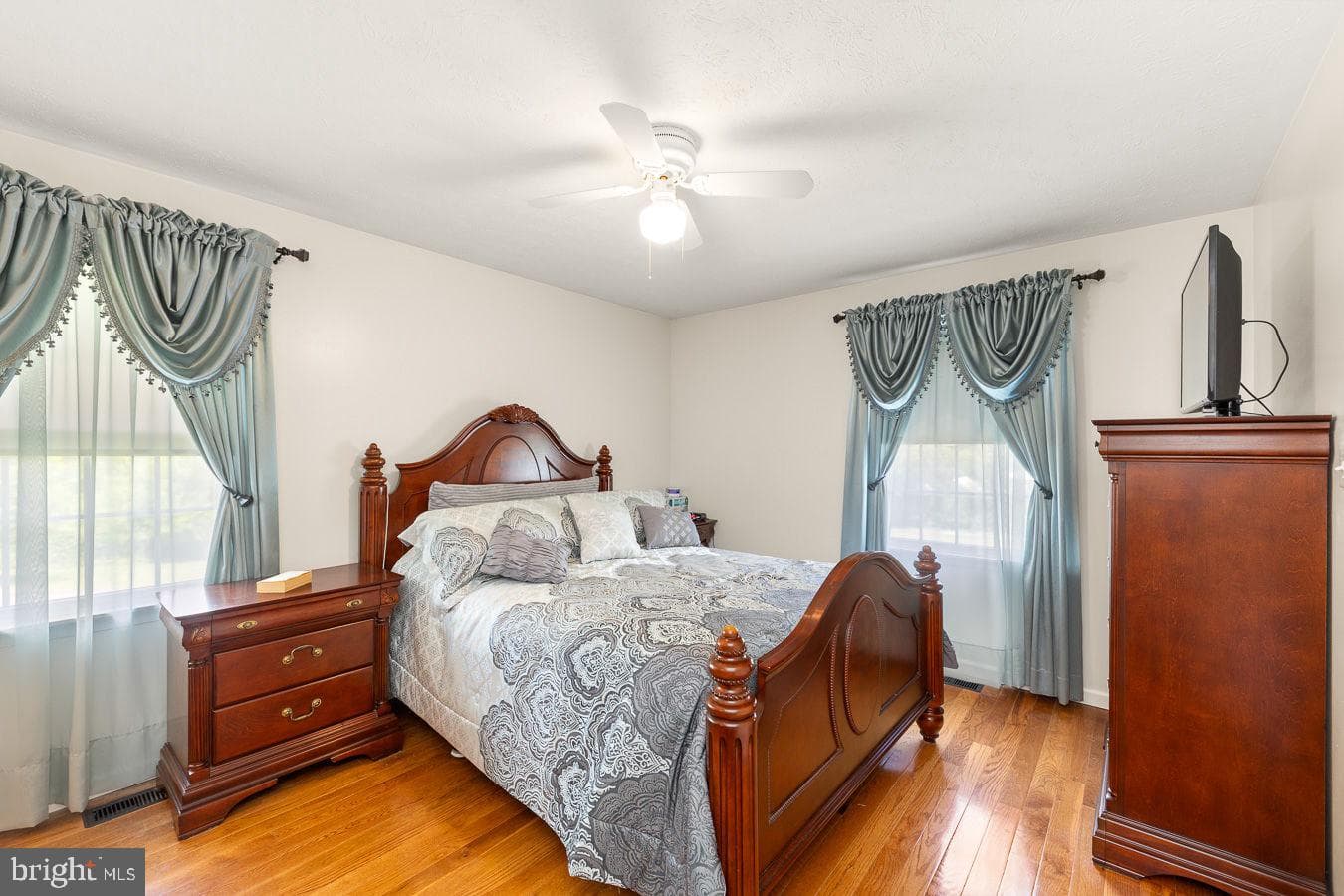 422 W Court Street photo 29