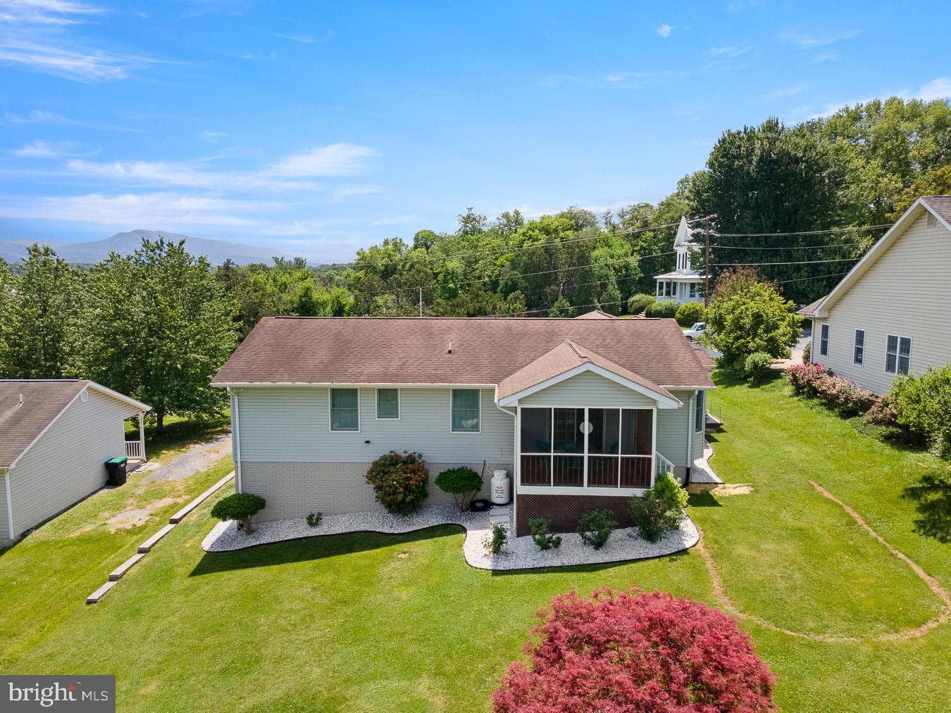422 W Court Street photo 30