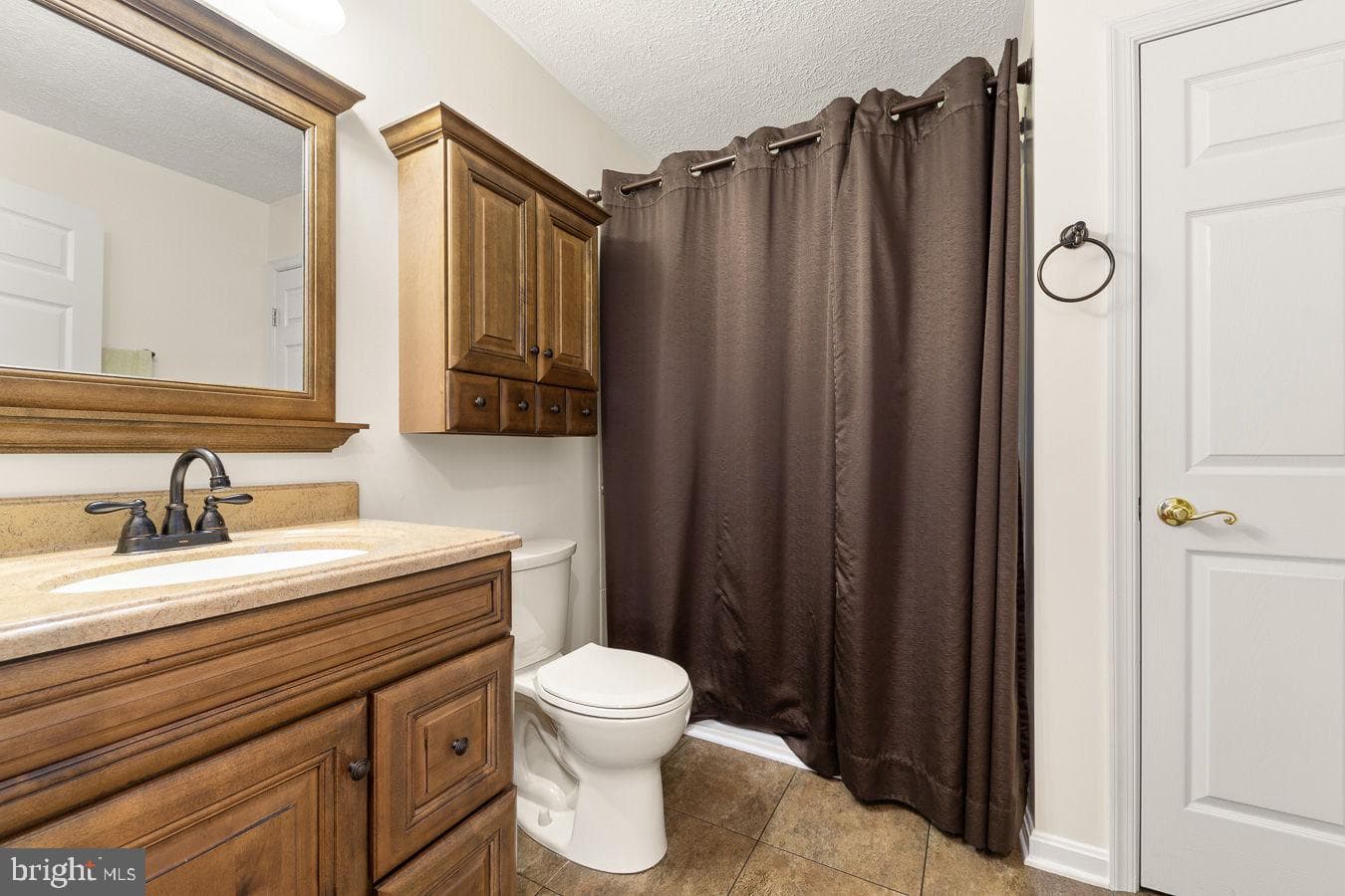 422 W Court Street photo 34