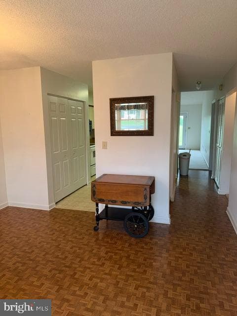212 Pelham Drive photo 4