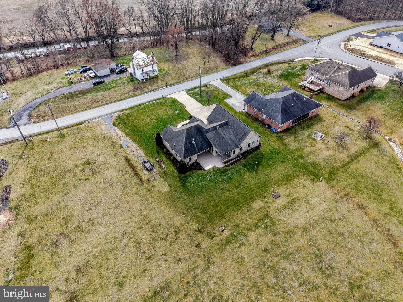 991 Clicks Lane photo 67