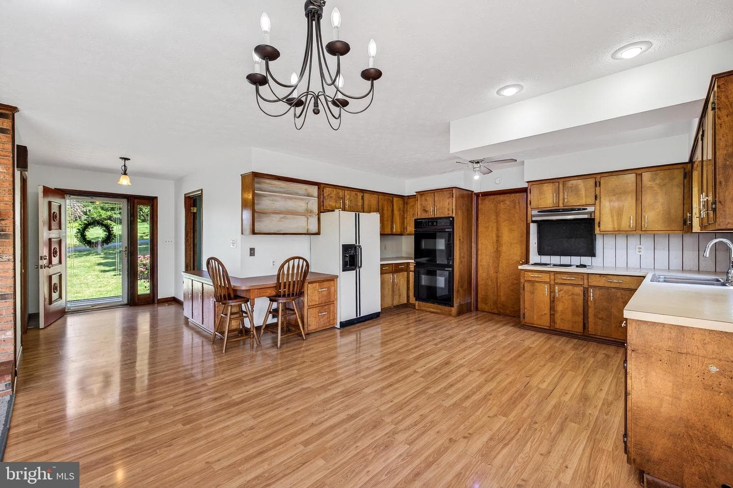 9510 Shenandoah Drive photo 3
