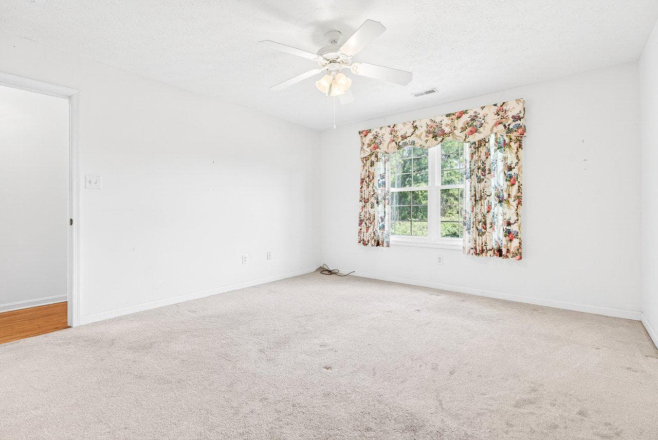 849 Ox Road photo 28