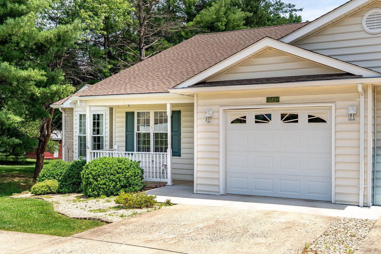 849 Ox Road photo 46