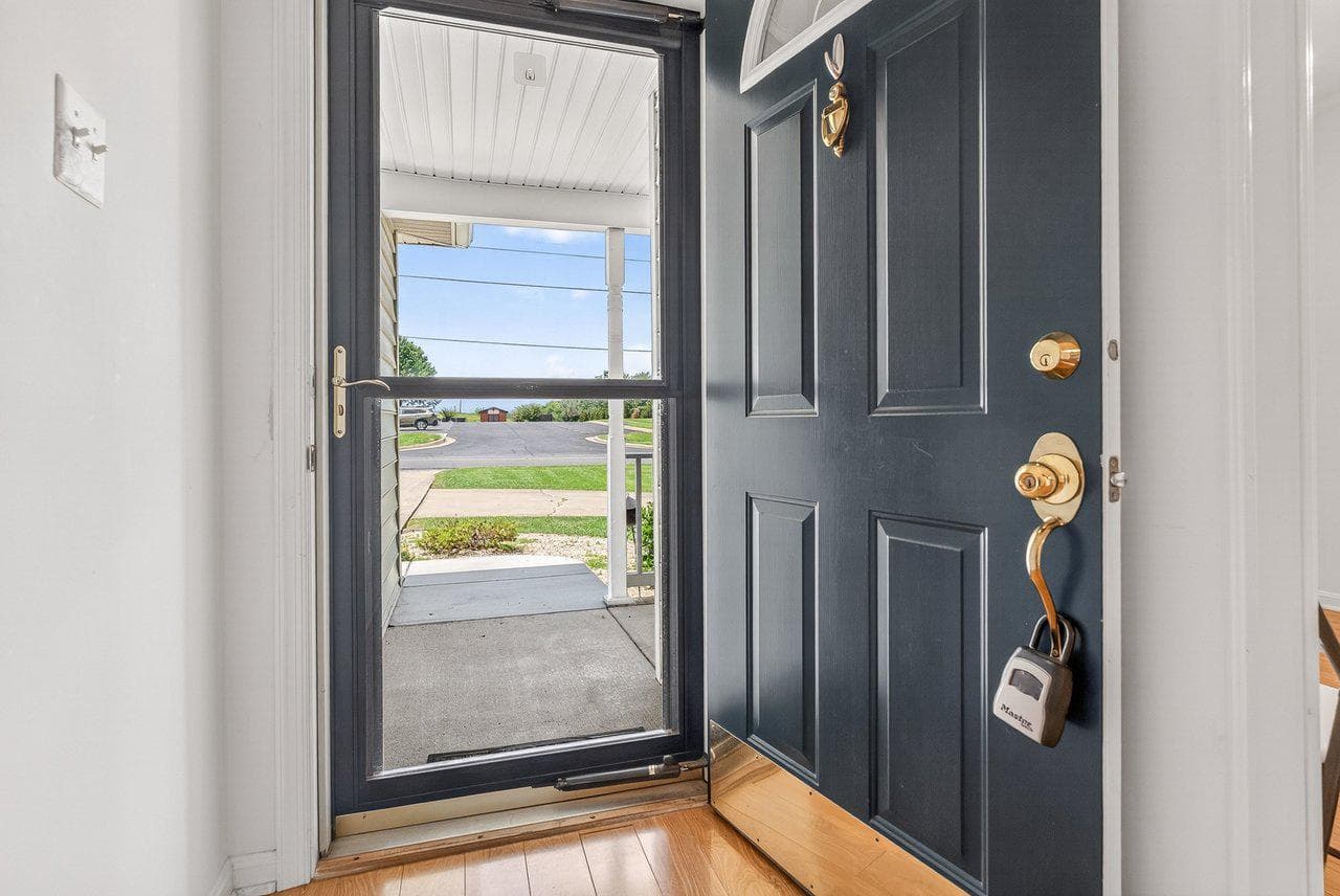 849 Ox Road photo 5