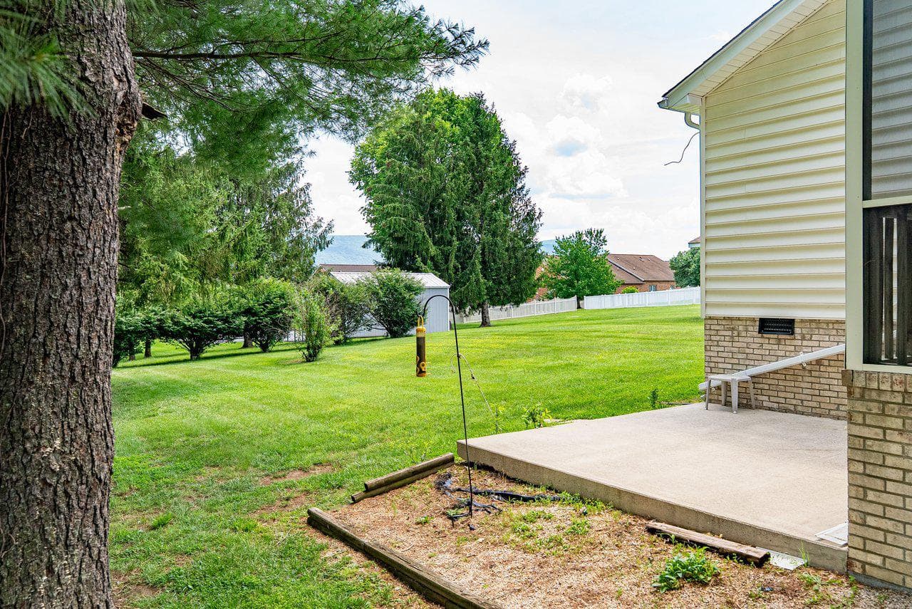 849 Ox Road photo 51