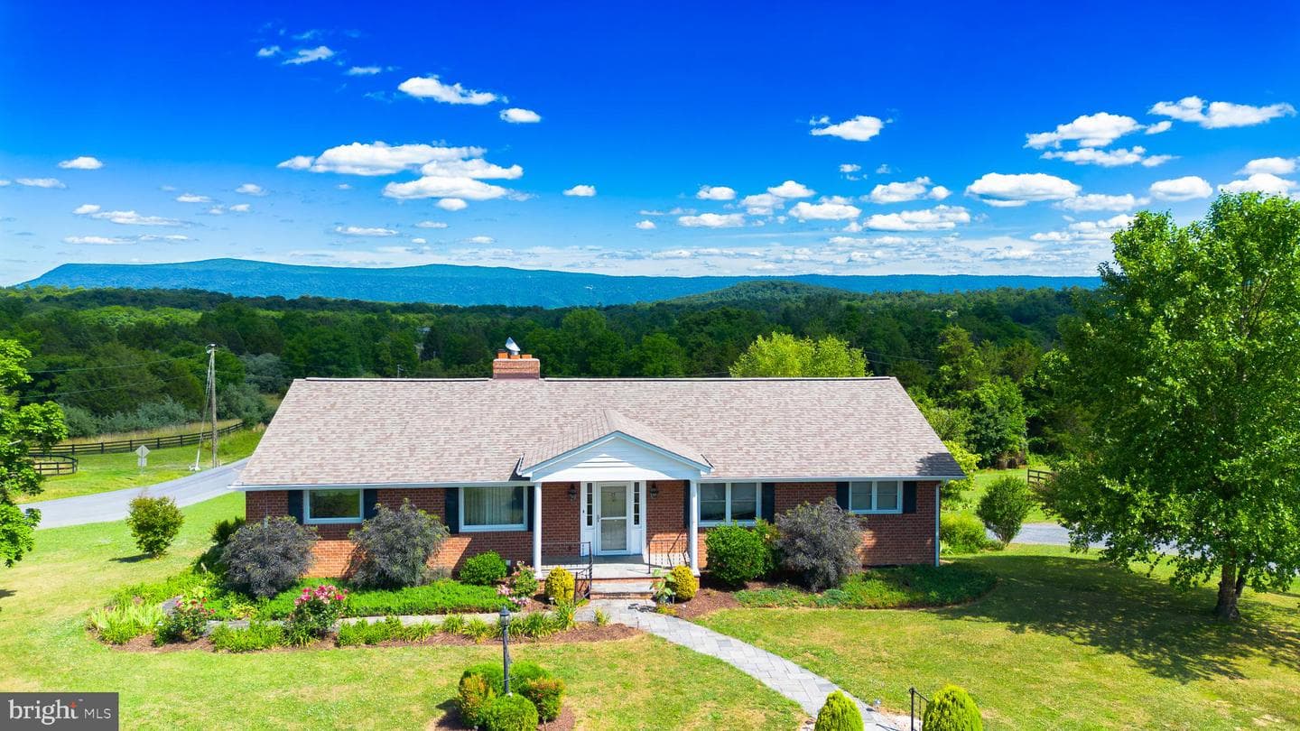 2521 Mt Hebron Road, Strasburg