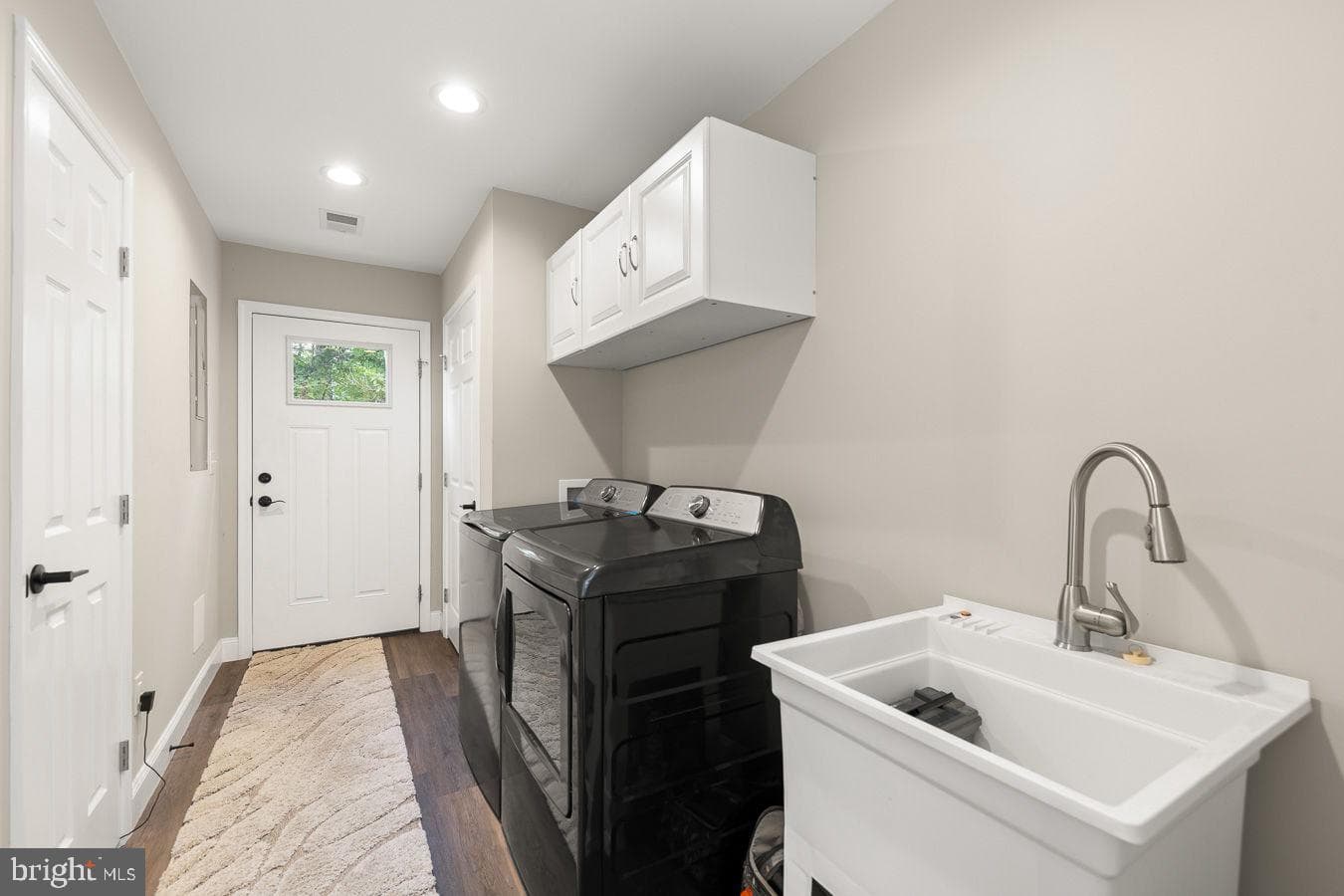 58 Cedar Lane photo 14