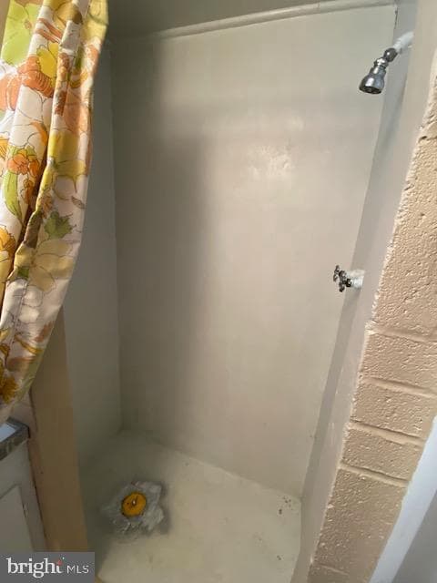 328 Lee Street photo 21
