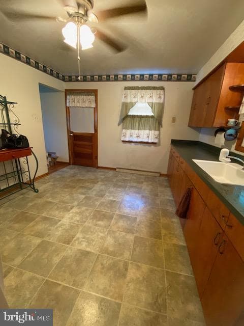 328 Lee Street photo 9