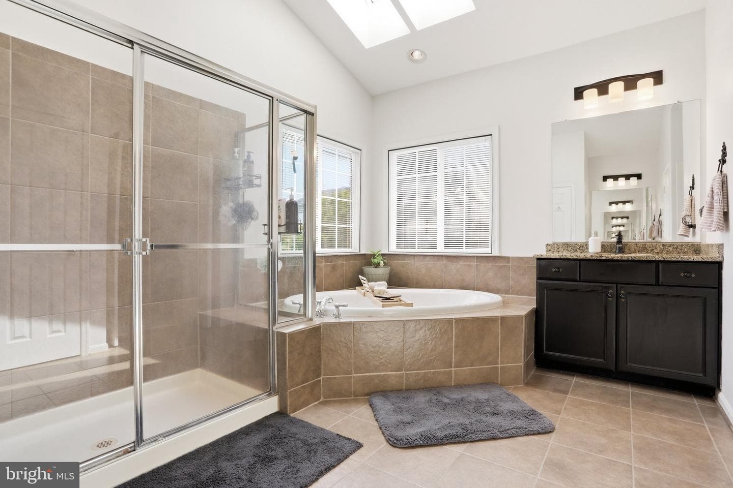 465 Meghann Drive photo 35