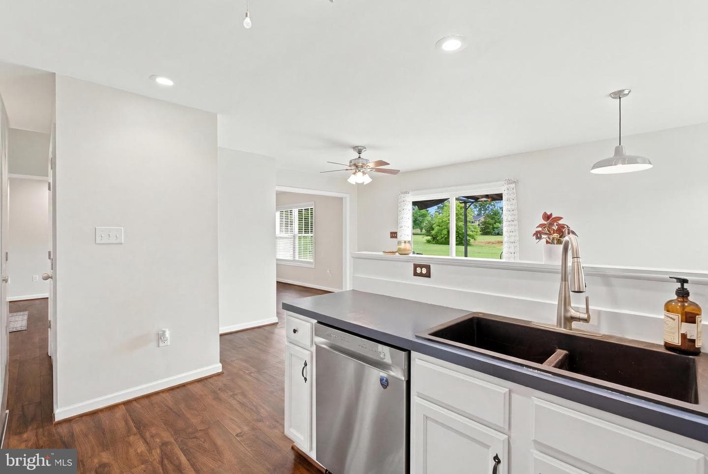 1915 Readus Rd photo 19