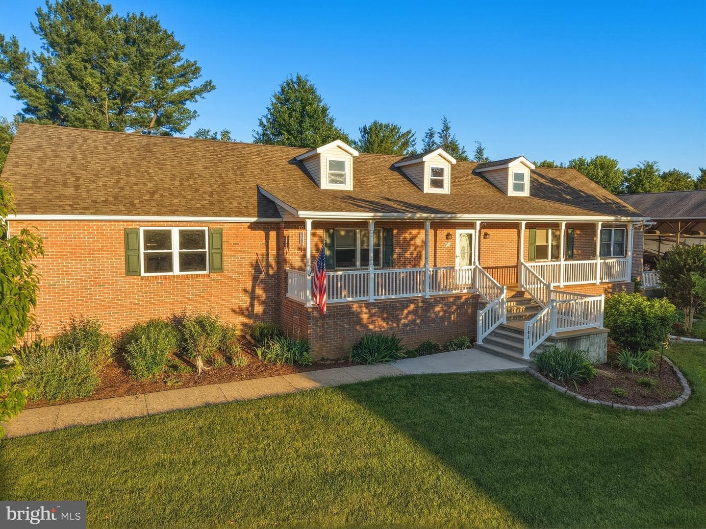 705 Stonecrest Dr, Woodstock