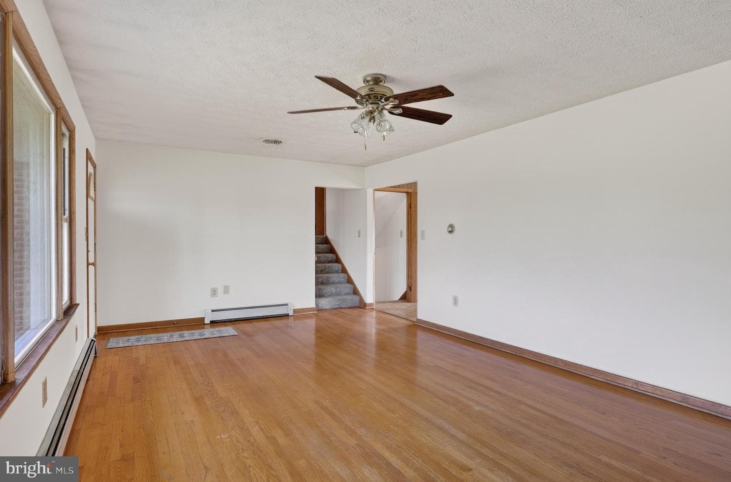 1638 Hahns photo 13