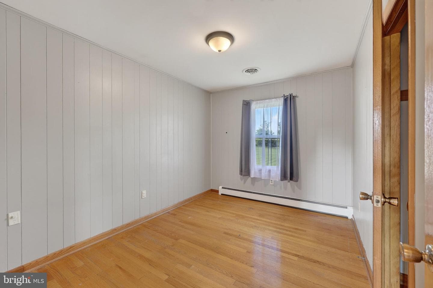 1638 Hahns photo 25