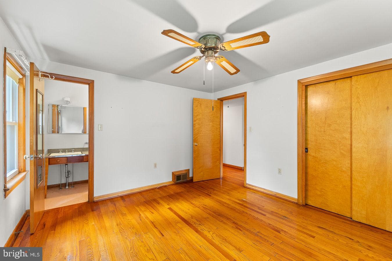 304 Water Street photo 17