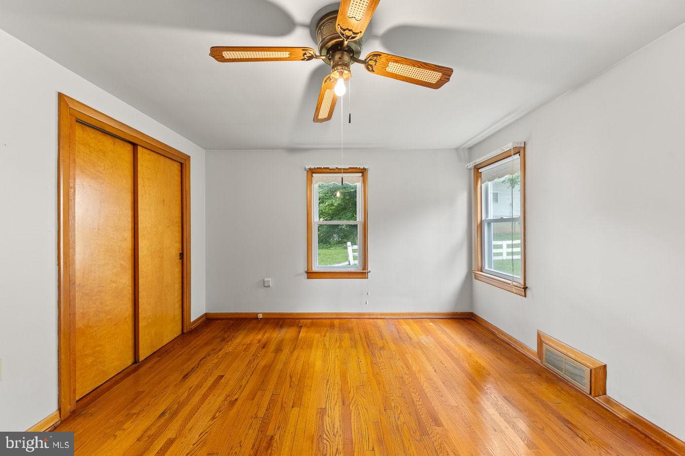 304 Water Street photo 19