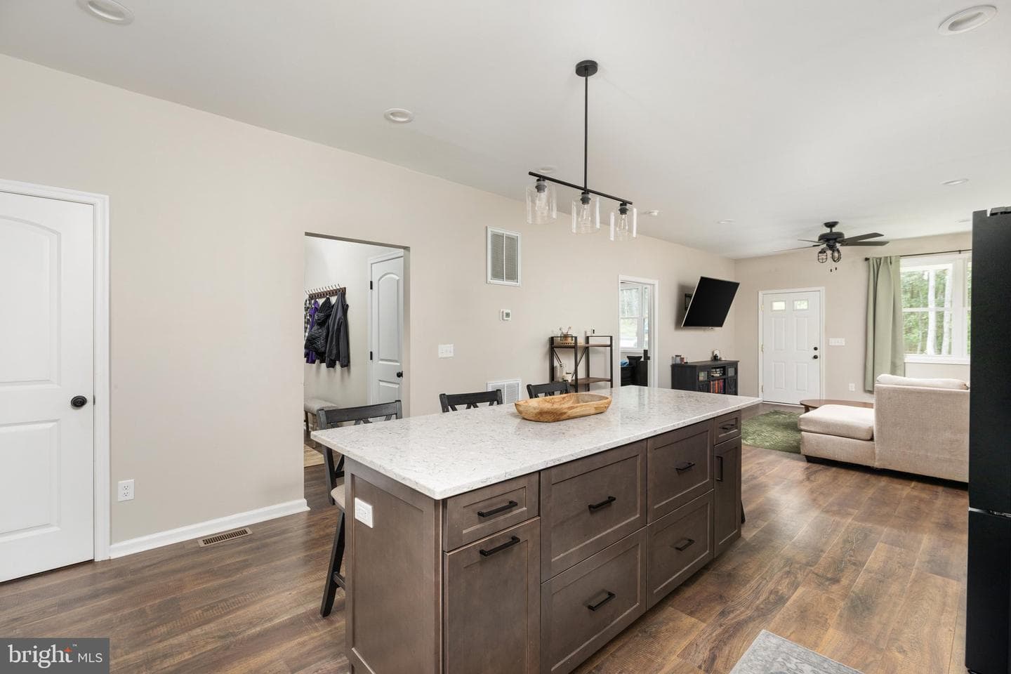 412 Mile Ridge Estate photo 13