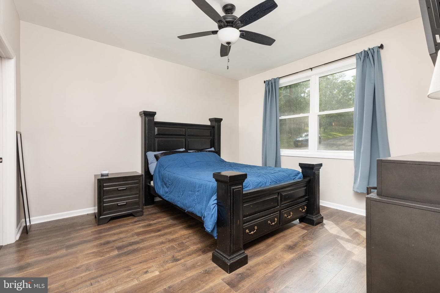 412 Mile Ridge Estate photo 18