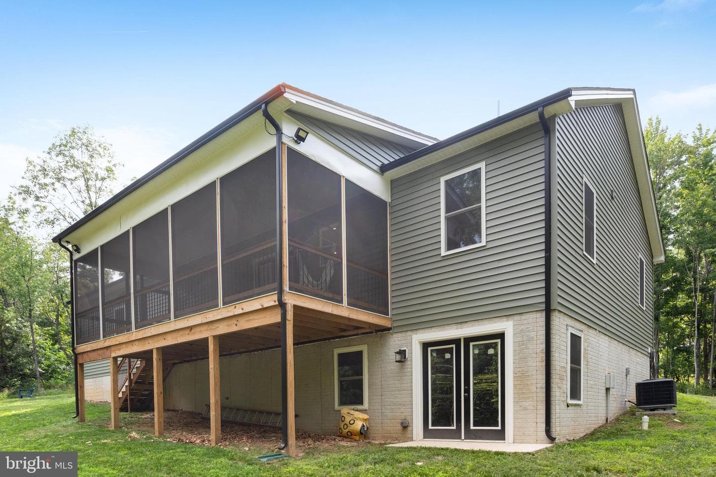412 Mile Ridge Estate photo 33