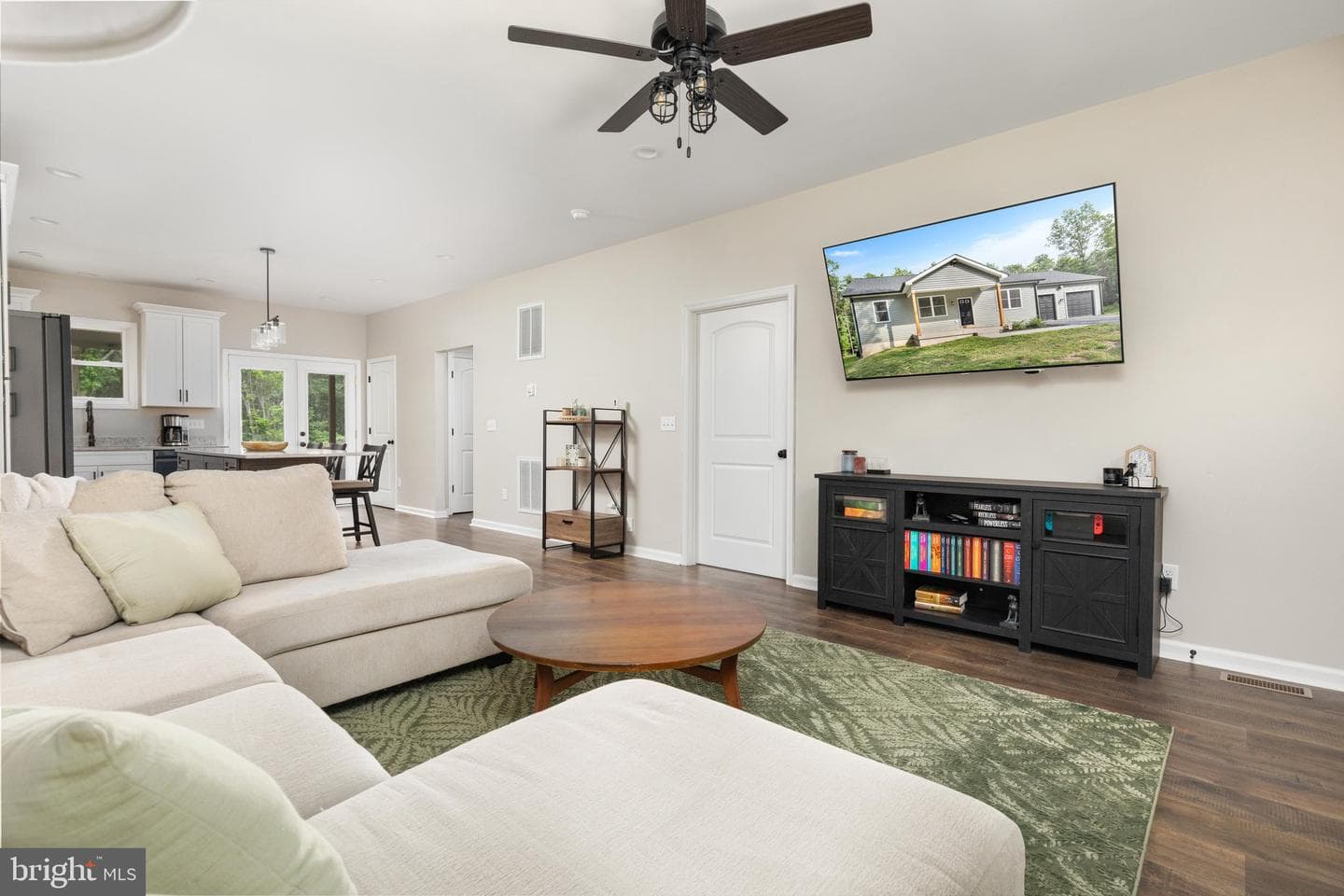412 Mile Ridge Estate photo 6