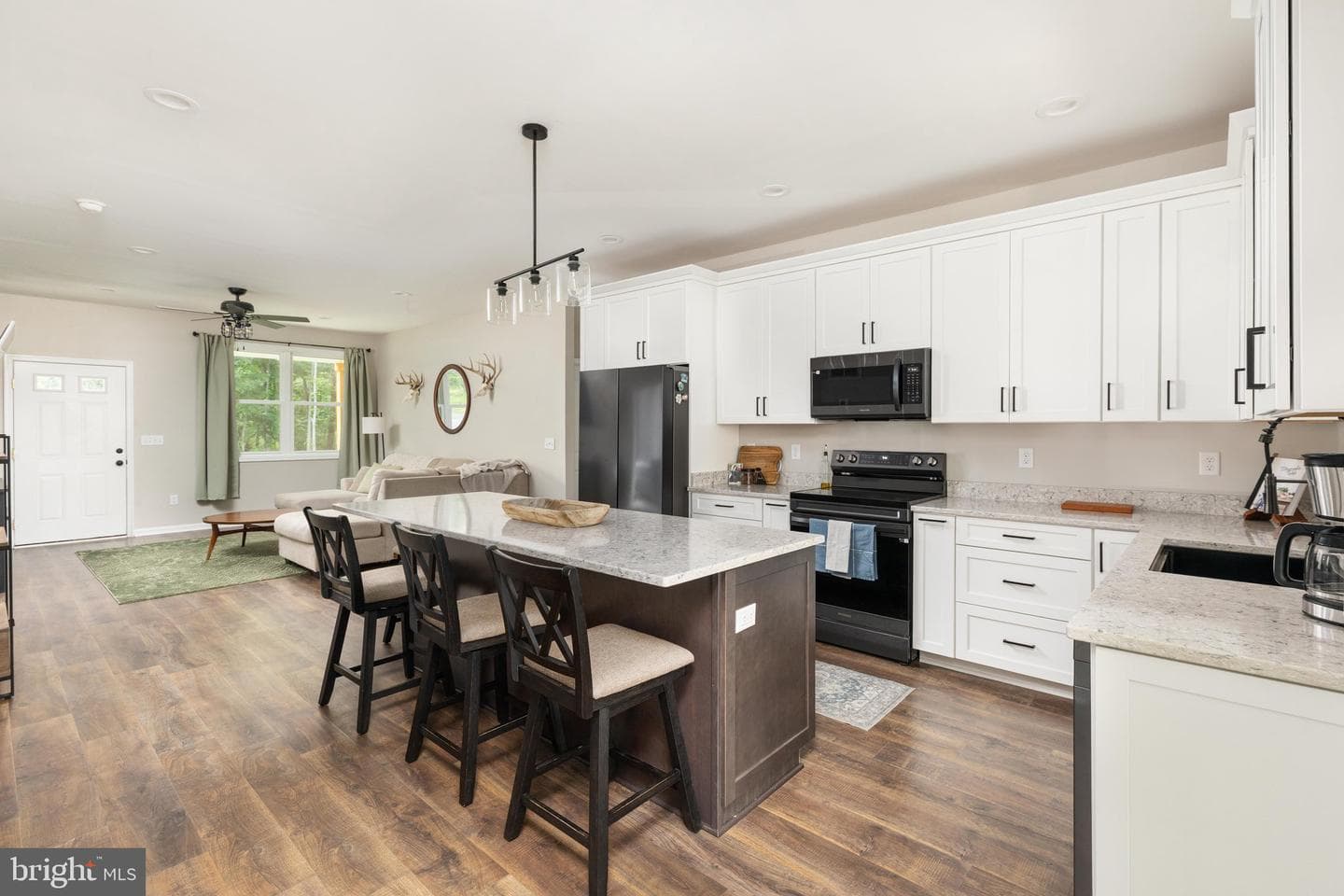 412 Mile Ridge Estate photo 9