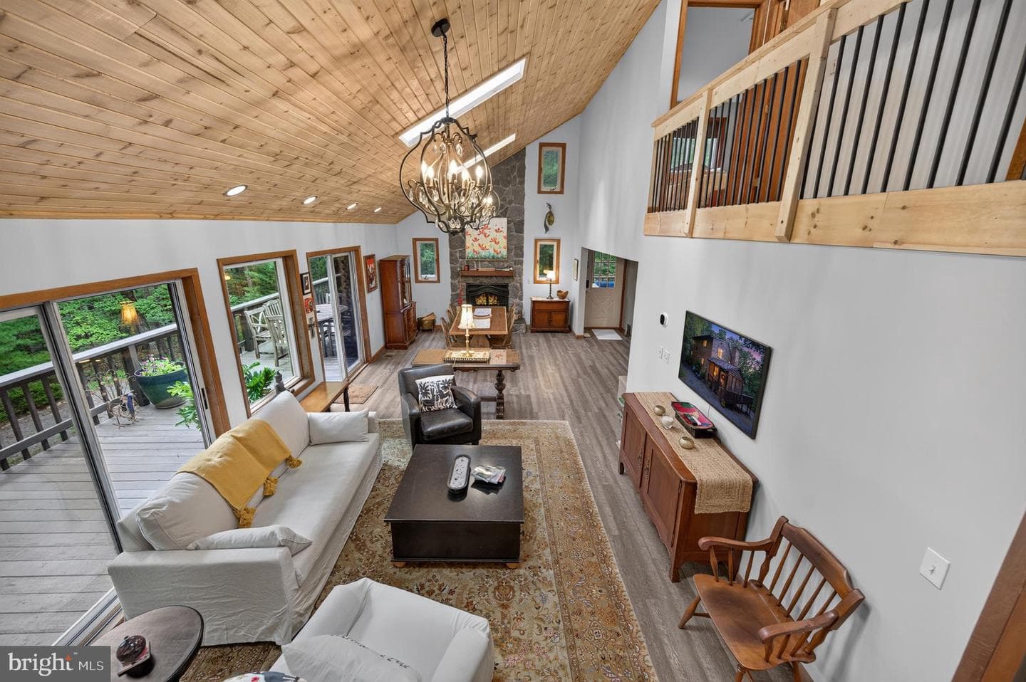 155 Beech, Mount Jackson