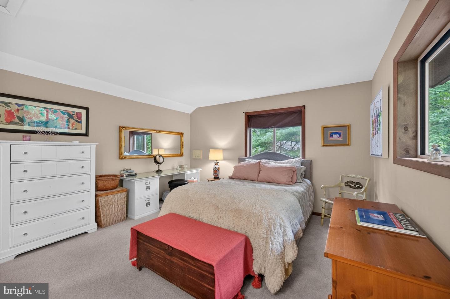 155 Beech photo 40